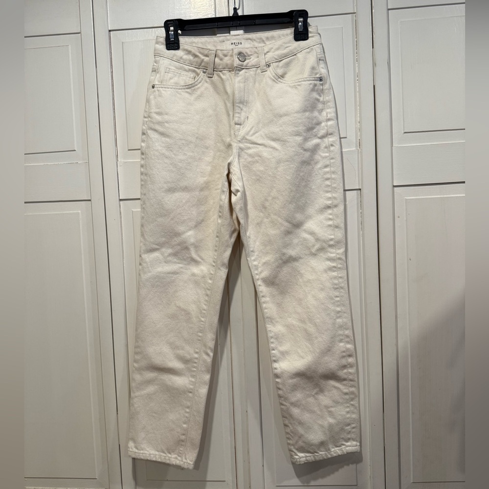 REISS size 26 straight leg jeans in‎ cream